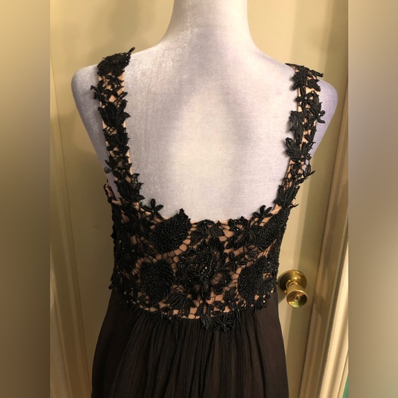 Jovani Black Beaded Silk & Lace Dress - Picture 8 of 15